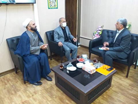 رئیس ستاد بازسازی عتبات عالیات استان ایلام با نجفی معاون محترم استاندار ایلام دیدار کردند